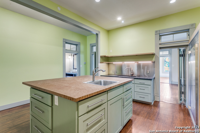 Image 15 of 45 For 312 Pereida  