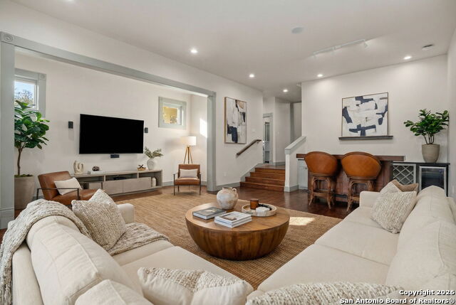 Image 22 of 45 For 312 Pereida  