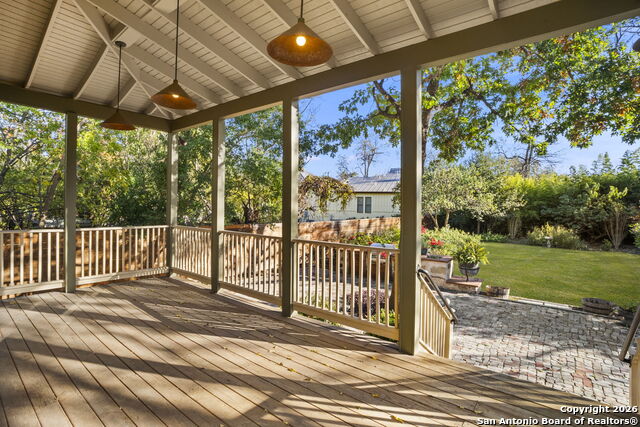 Image 32 of 45 For 312 Pereida  