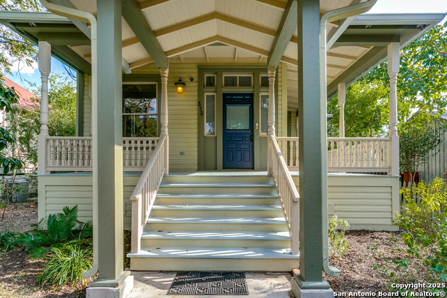 Image 4 of 45 For 312 Pereida  