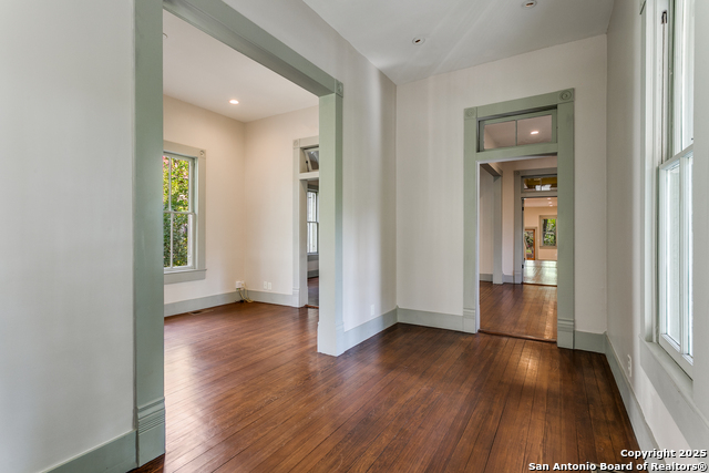 Image 7 of 45 For 312 Pereida  