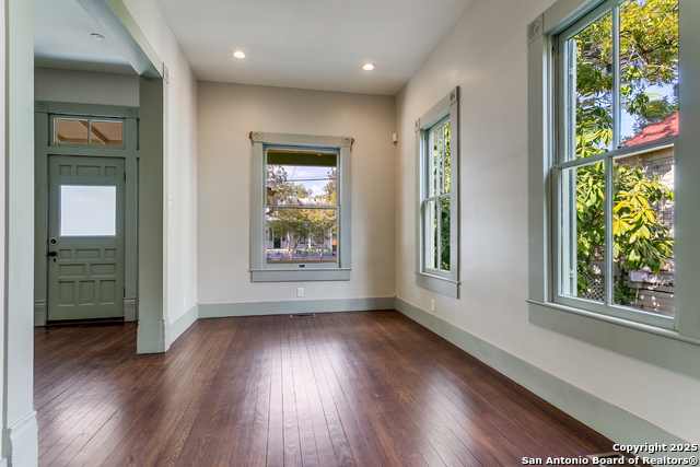 Image 8 of 45 For 312 Pereida  