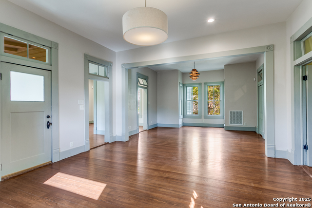 Image 9 of 45 For 312 Pereida  