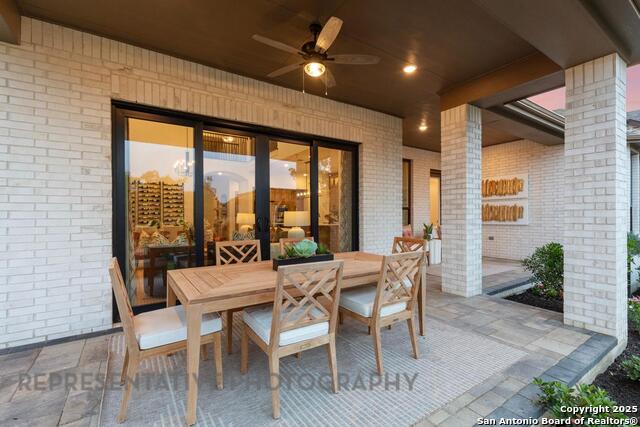Listing photo id 38 for 237 Lacey Oak