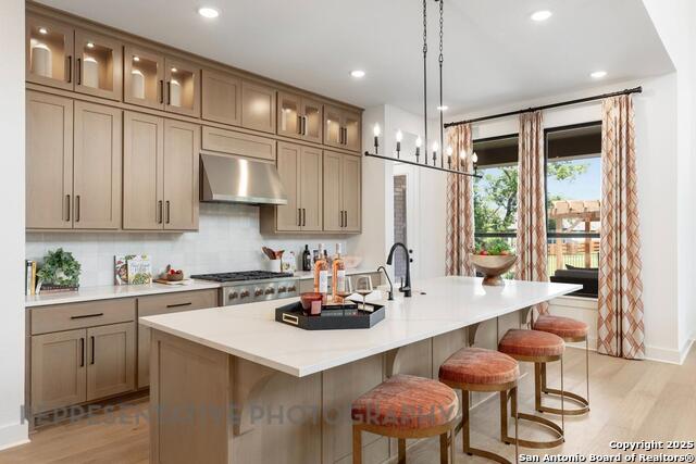 Listing photo id 7 for 237 Lacey Oak