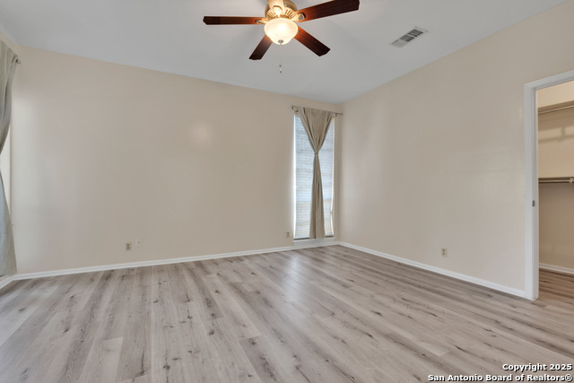 Listing photo id 3 for 3678 Hidden  601