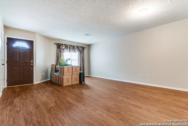 Image 4 of 14 For 6730 Evercrest