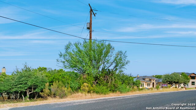 Image 13 of 17 For 25403 Singing Rain