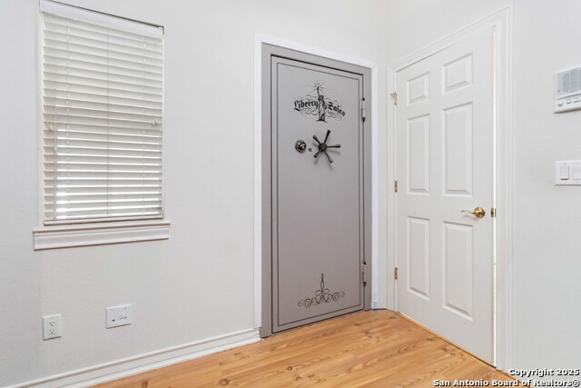 Image 26 of 53 For 339 Long Meadow