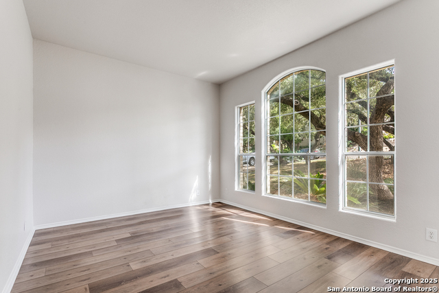 Image 14 of 49 For 1007 Verde Vista