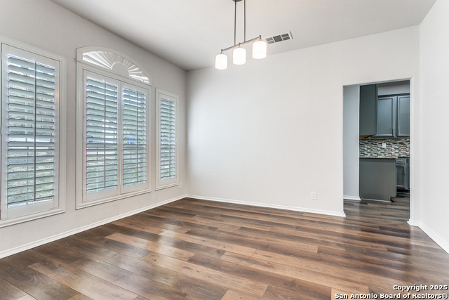 Image 17 of 49 For 1007 Verde Vista