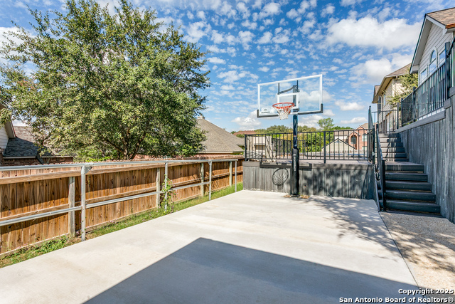 Image 42 of 49 For 1007 Verde Vista