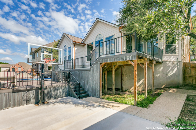 Image 43 of 49 For 1007 Verde Vista