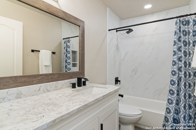 Image 24 of 29 For 21450 Bubbling Crk