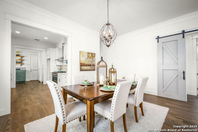 Image 7 of 15 For 653 Center