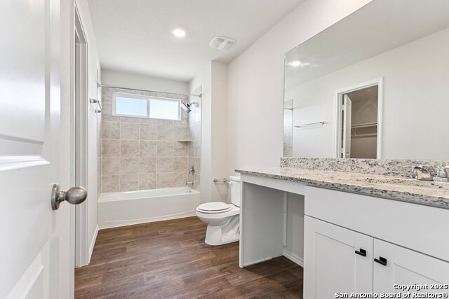 Image 19 of 31 For 7315 Capella Cir