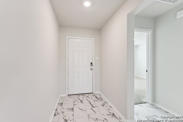 Image 4 of 31 For 7315 Capella Cir