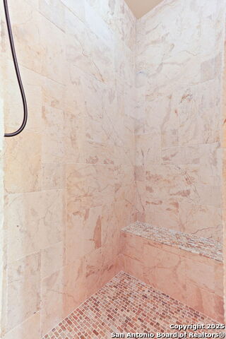 Image 20 of 56 For 114 Windview