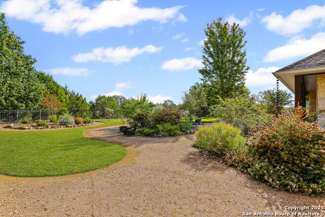 Image 33 of 56 For 114 Windview