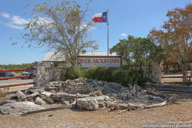 Image 50 of 56 For 114 Windview