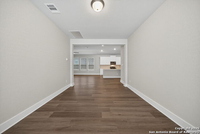 Listing photo id 10 for 15535 Comanche Deer