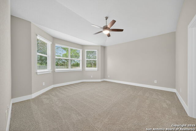 Listing photo id 12 for 15535 Comanche Deer