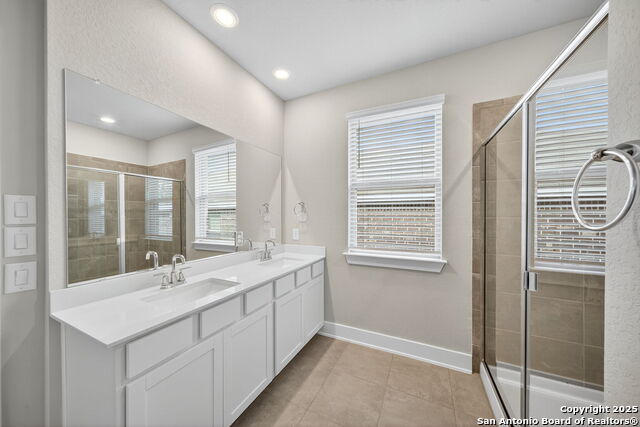 Listing photo id 14 for 15535 Comanche Deer