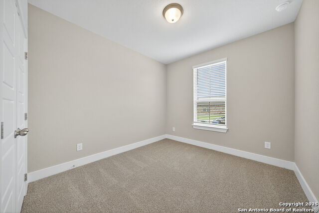 Listing photo id 16 for 15535 Comanche Deer