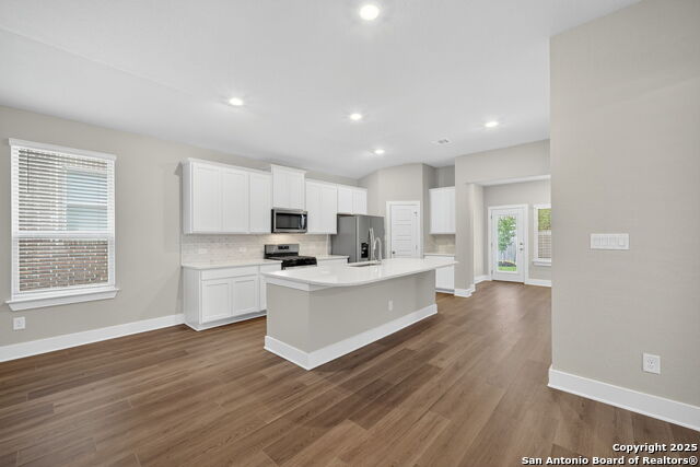 Listing photo id 6 for 15535 Comanche Deer