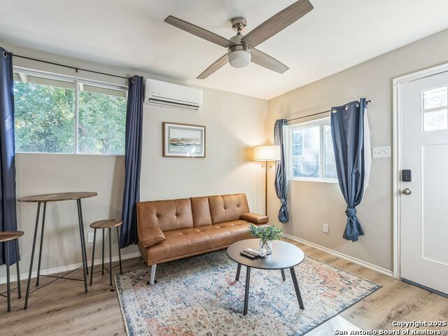 Image 21 of 26 For 619 Olney  