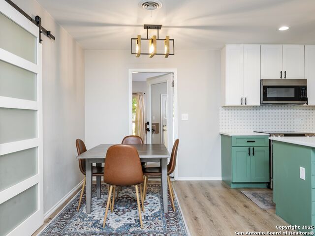 Image 4 of 26 For 619 Olney  