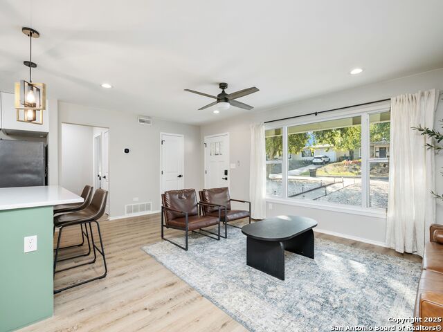 Image 7 of 26 For 619 Olney  