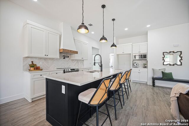 Image 12 of 92 For 100 Micah Andrews S