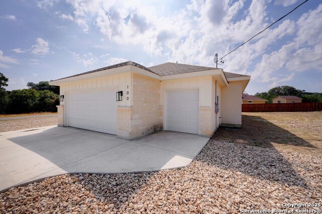 Image 5 of 92 For 100 Micah Andrews S