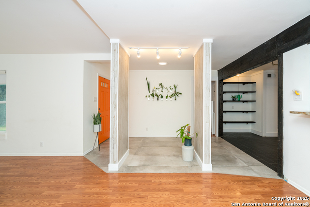 Image 11 of 42 For 522 Indigo  