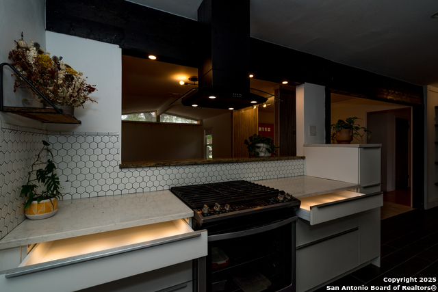 Image 19 of 42 For 522 Indigo  