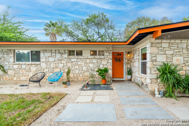 Image 4 of 42 For 522 Indigo  