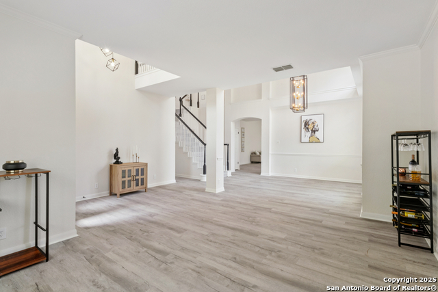 Image 2 of 51 For 2023 Flint Oak