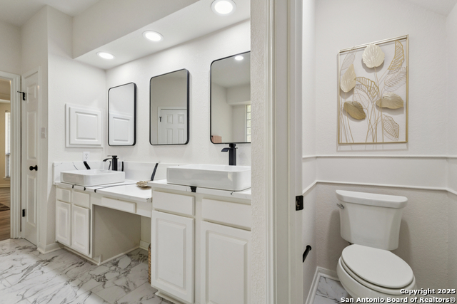 Image 22 of 51 For 2023 Flint Oak