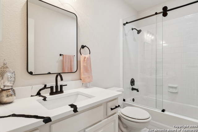 Image 37 of 51 For 2023 Flint Oak