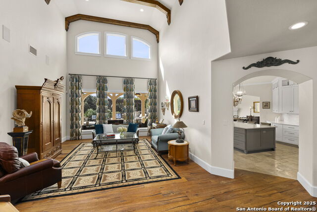 Image 11 of 64 For 504 Cordillera Trace