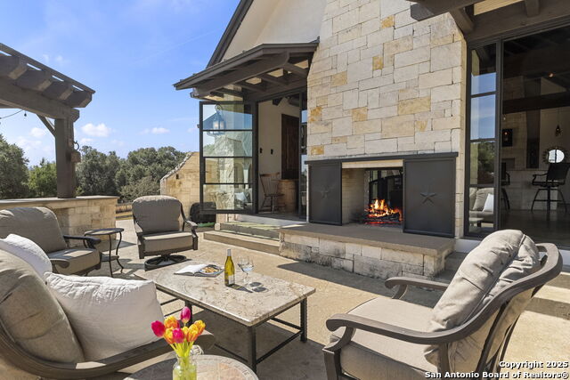 Image 37 of 64 For 504 Cordillera Trace