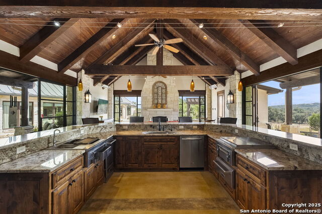 Image 41 of 64 For 504 Cordillera Trace