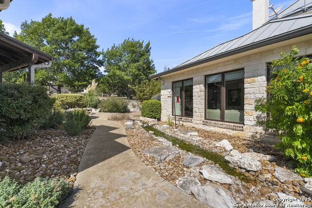 Image 45 of 64 For 504 Cordillera Trace