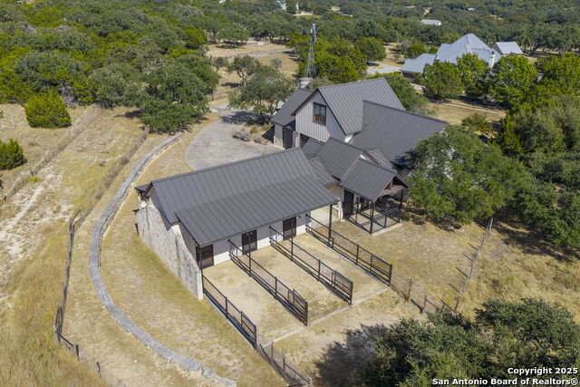 Image 47 of 64 For 504 Cordillera Trace