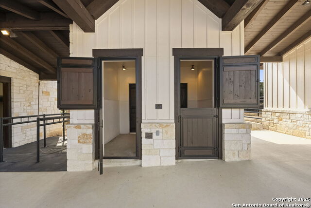 Image 50 of 64 For 504 Cordillera Trace