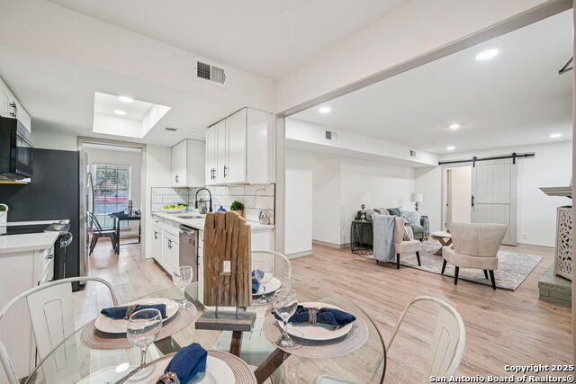 Image 10 of 37 For 10511 Merritime Ct