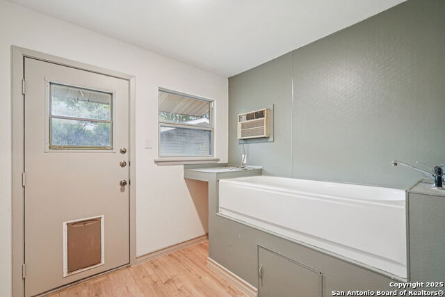 Image 31 of 37 For 10511 Merritime Ct
