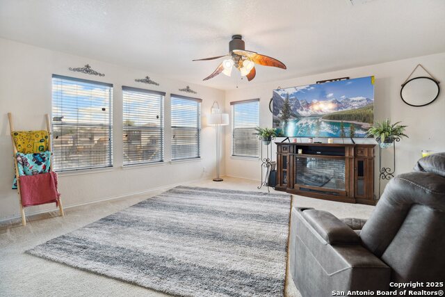 Listing photo id 7 for 2366 Pue Rd  