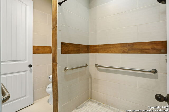 Image 23 of 45 For 6014 Dewdrop